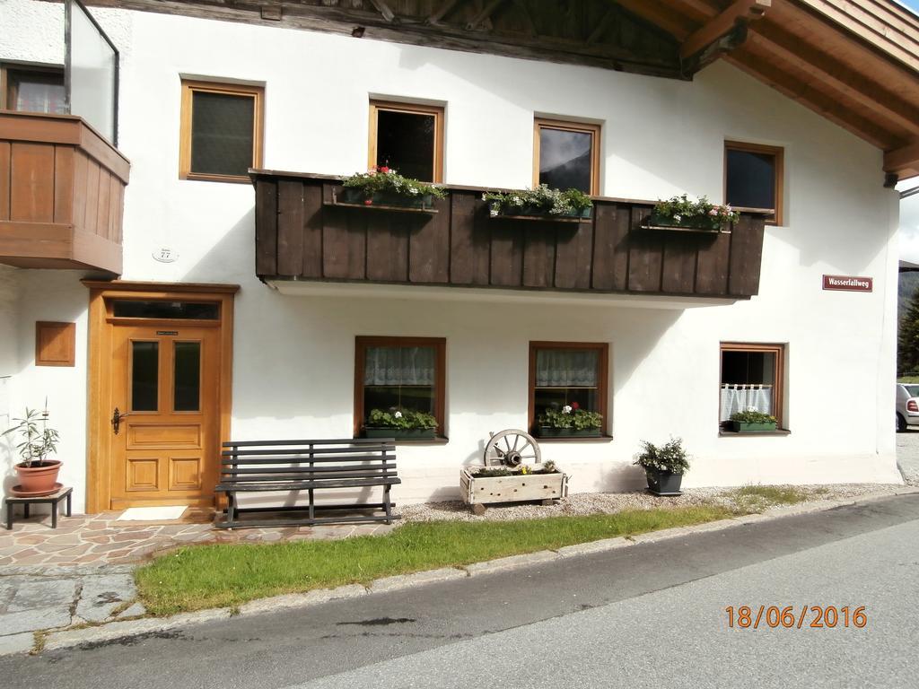 Appartement Schneiderhof Seefeld in Tirol Buitenkant foto